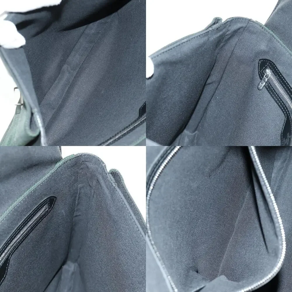 Louis Vuitton Taiga Saratov GM Shoulder Bag Black